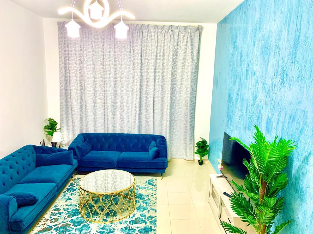 Luxurious Private & Pool, Fully Furnished 1br At Marjan Island Khaimah Apartment *