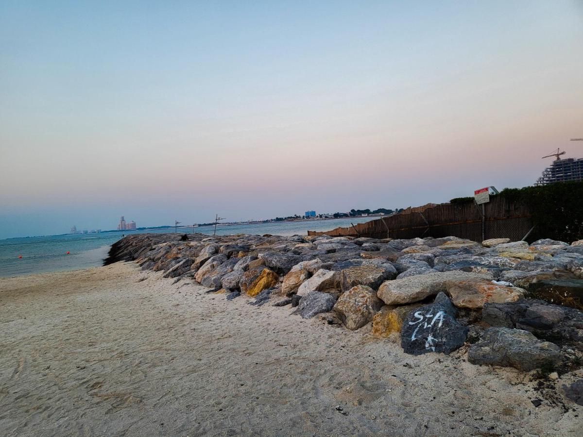 Apartment Luxurious Private & Pool, Fully Furnished 1br At Marjan Island Khaimah